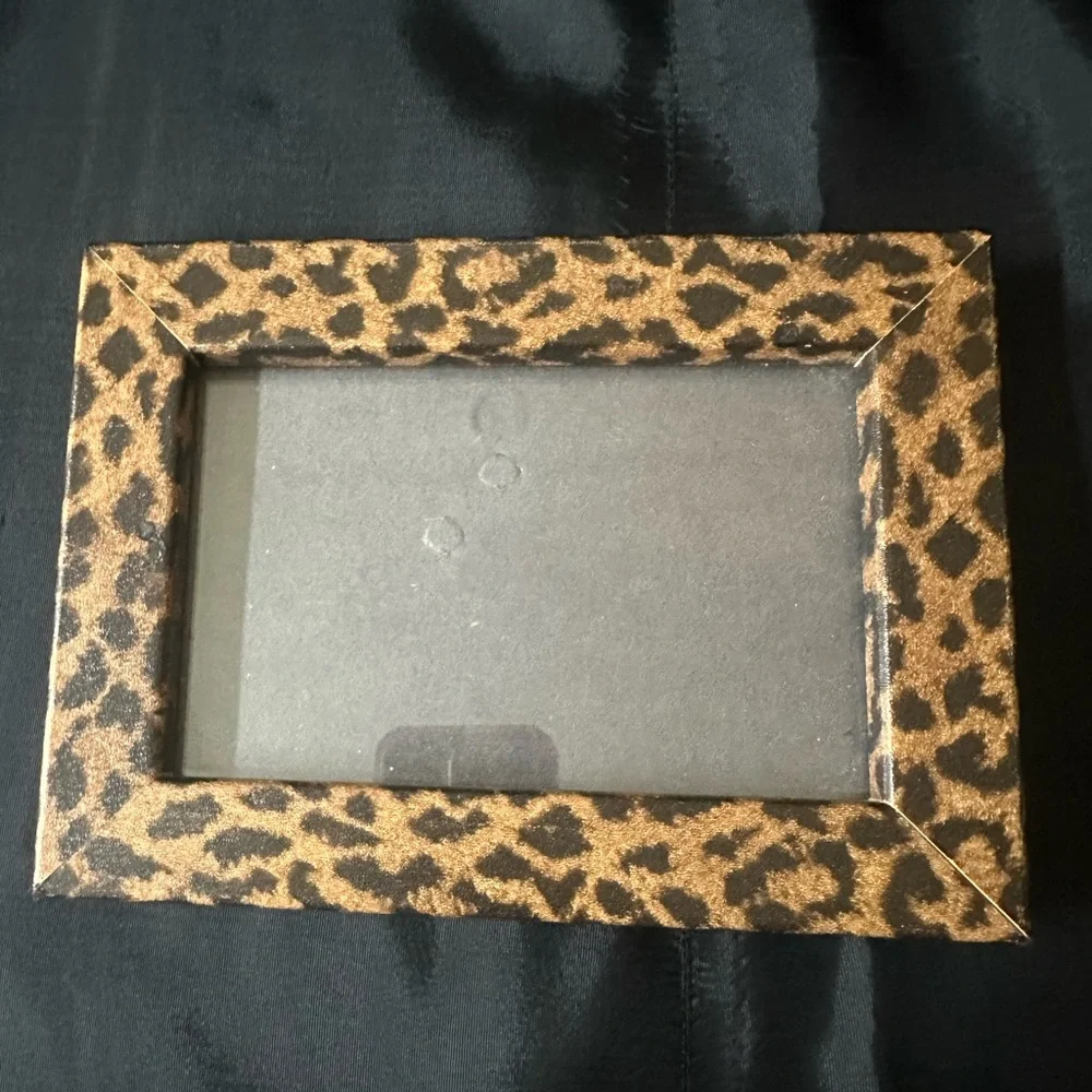 Picture Frame 5 1/2 x 7 1/2